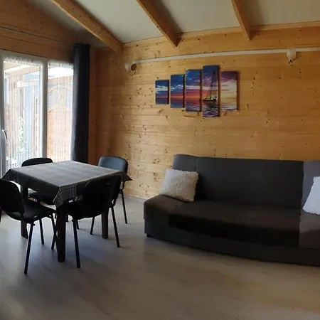 Nad Morzem Park Jesionow Apartment Plesna (Koszalin)
